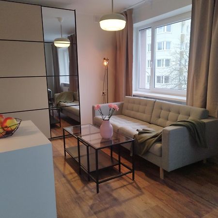 Cozy Apartment Near The Sea Tallinn Exterior foto